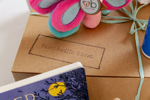 Load image into Gallery viewer, Little Butterfly New Baby and Mummy Gift Box
